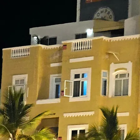 El Atico De Concha Apartment